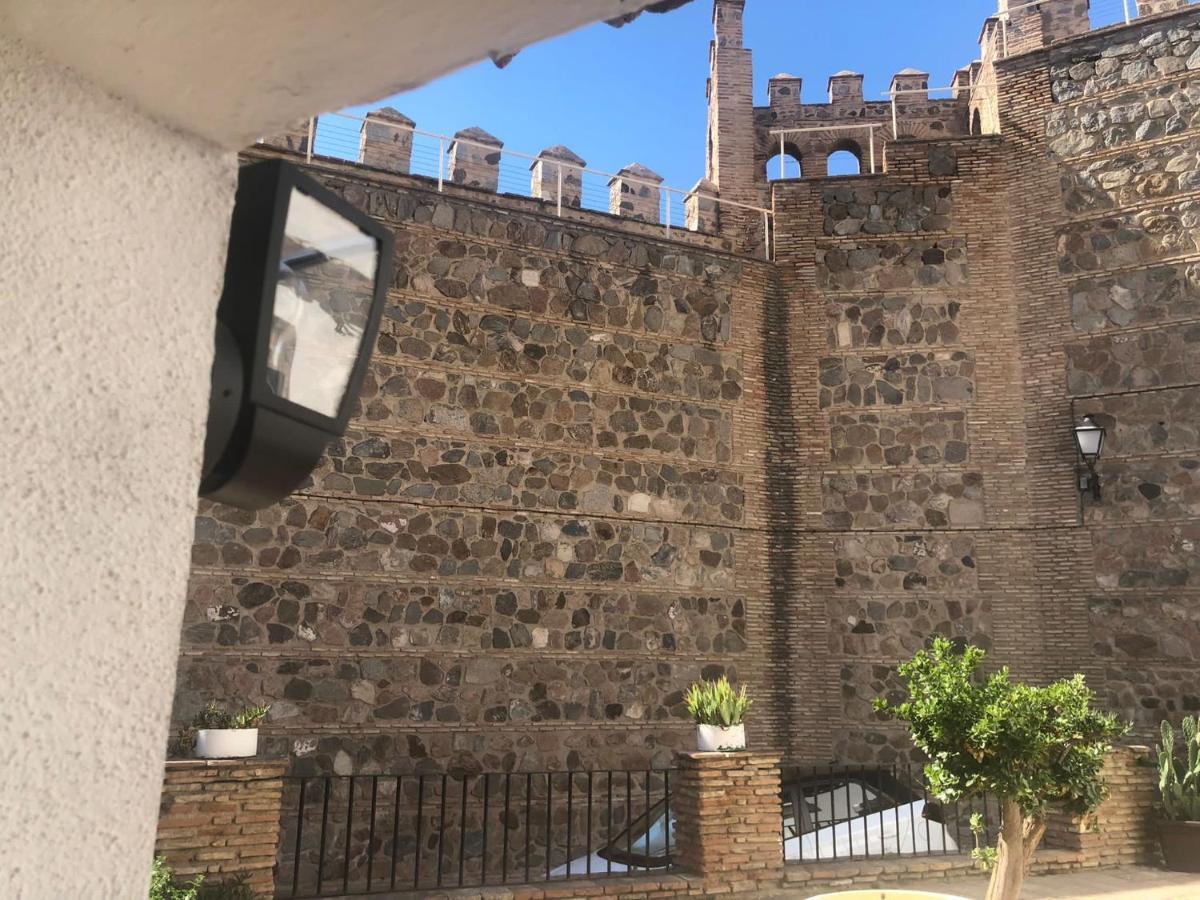 Plaza Adarve Toledo Apartment Exterior photo